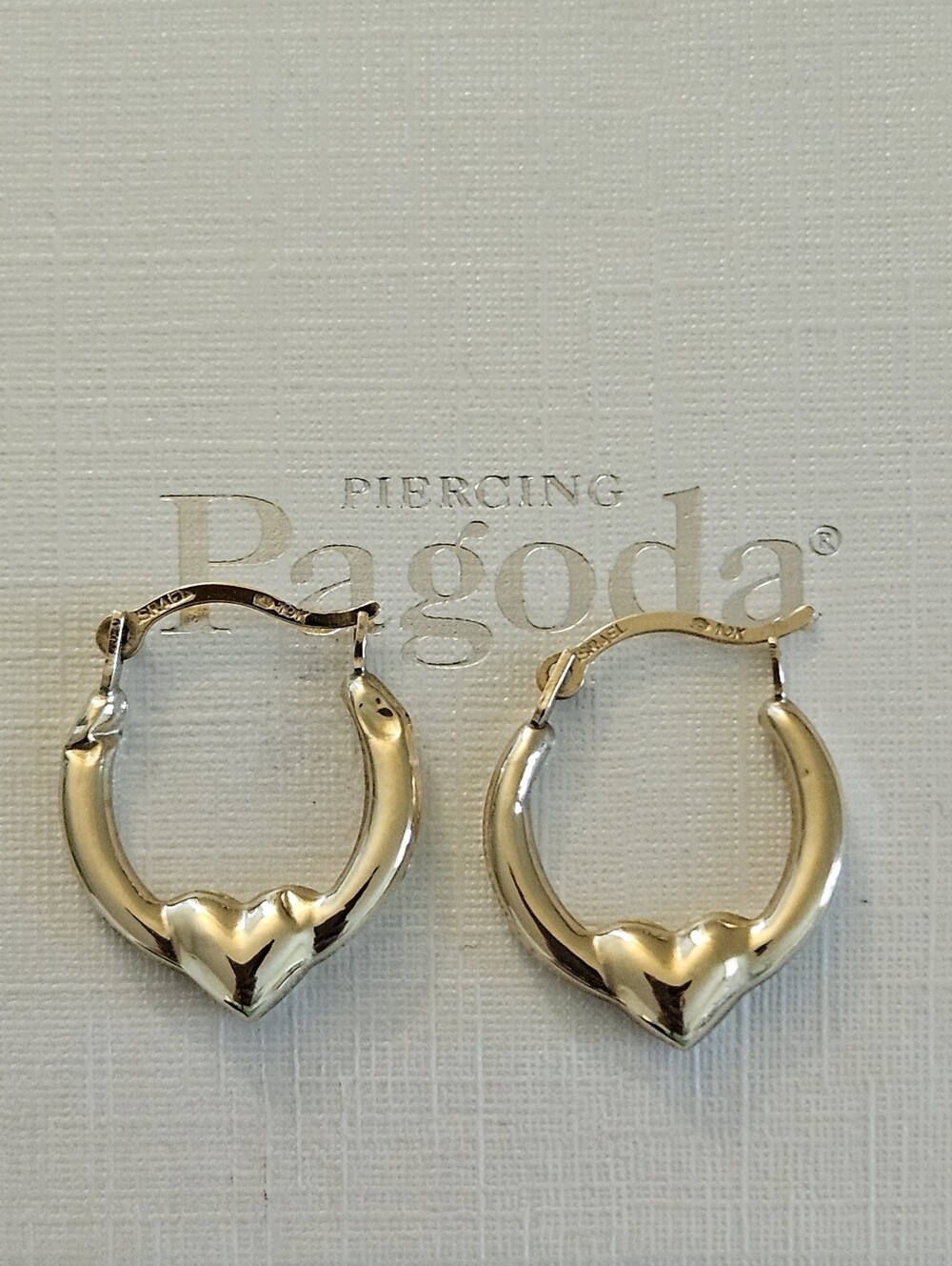 Authentic solid 10K Yellow Gold Polished Heart Hoop Earrings - Picture 3 of 5